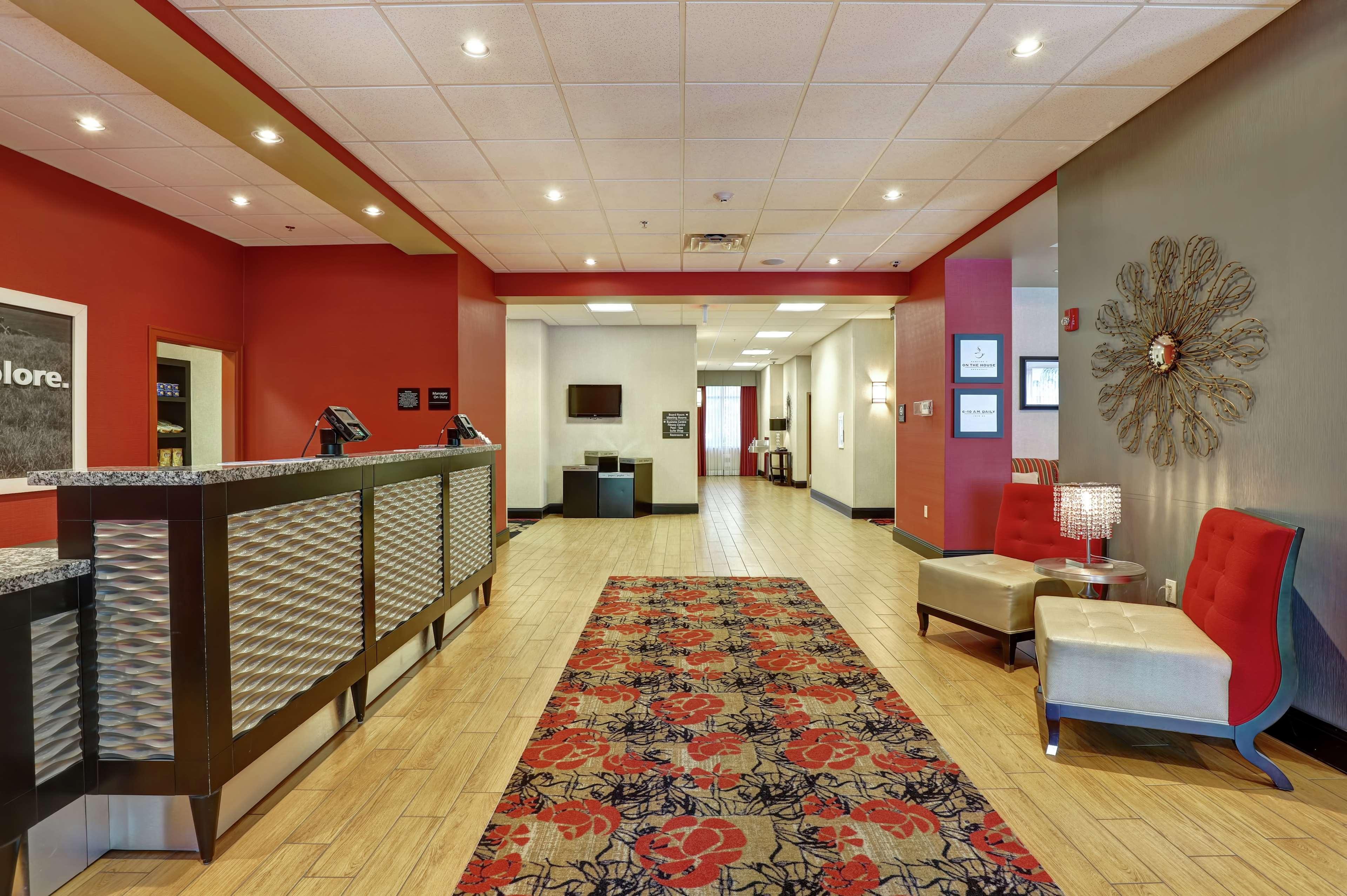 Hampton Inn By Hilton Chilliwack Exteriör bild