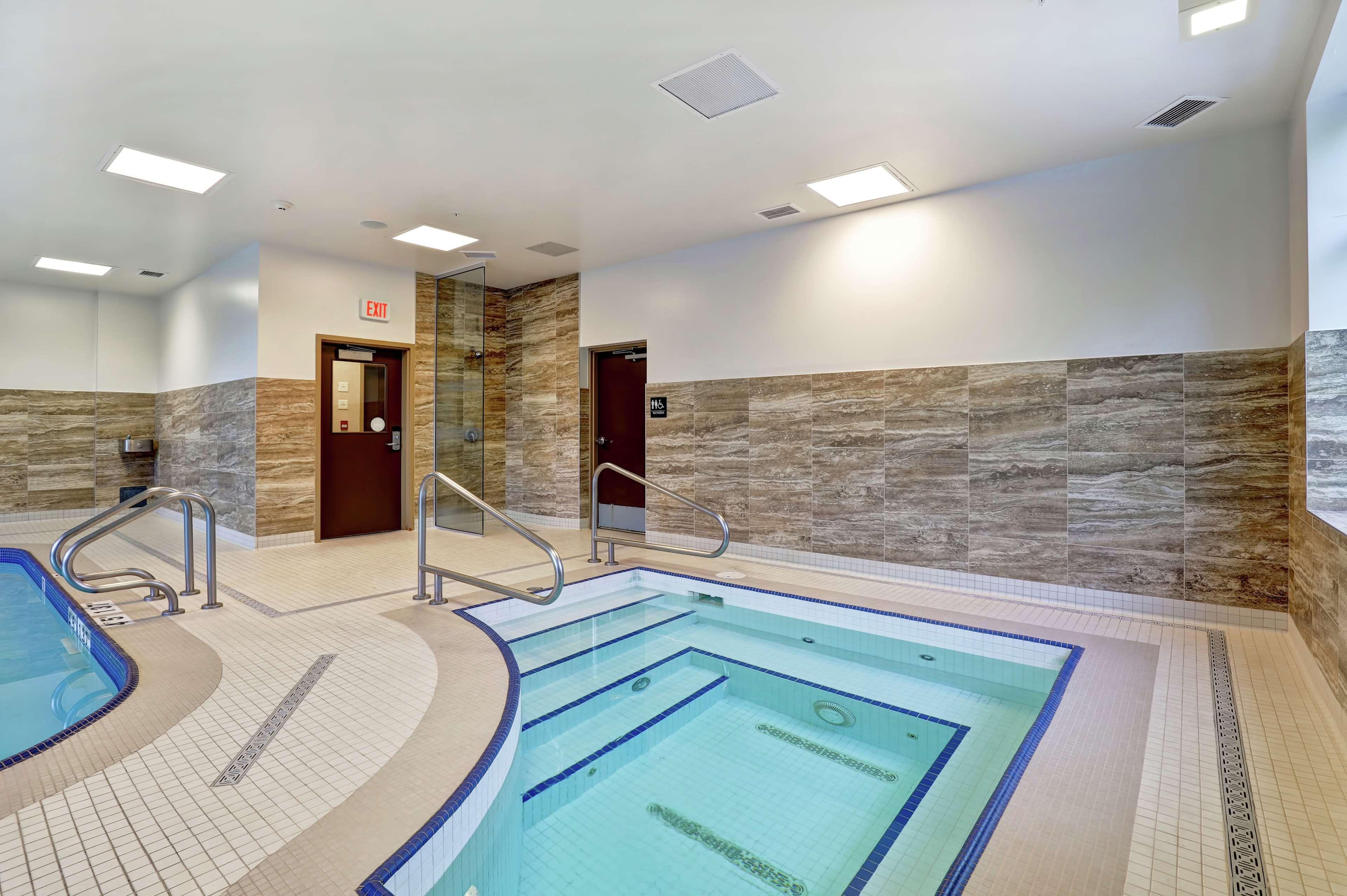 Hampton Inn By Hilton Chilliwack Exteriör bild